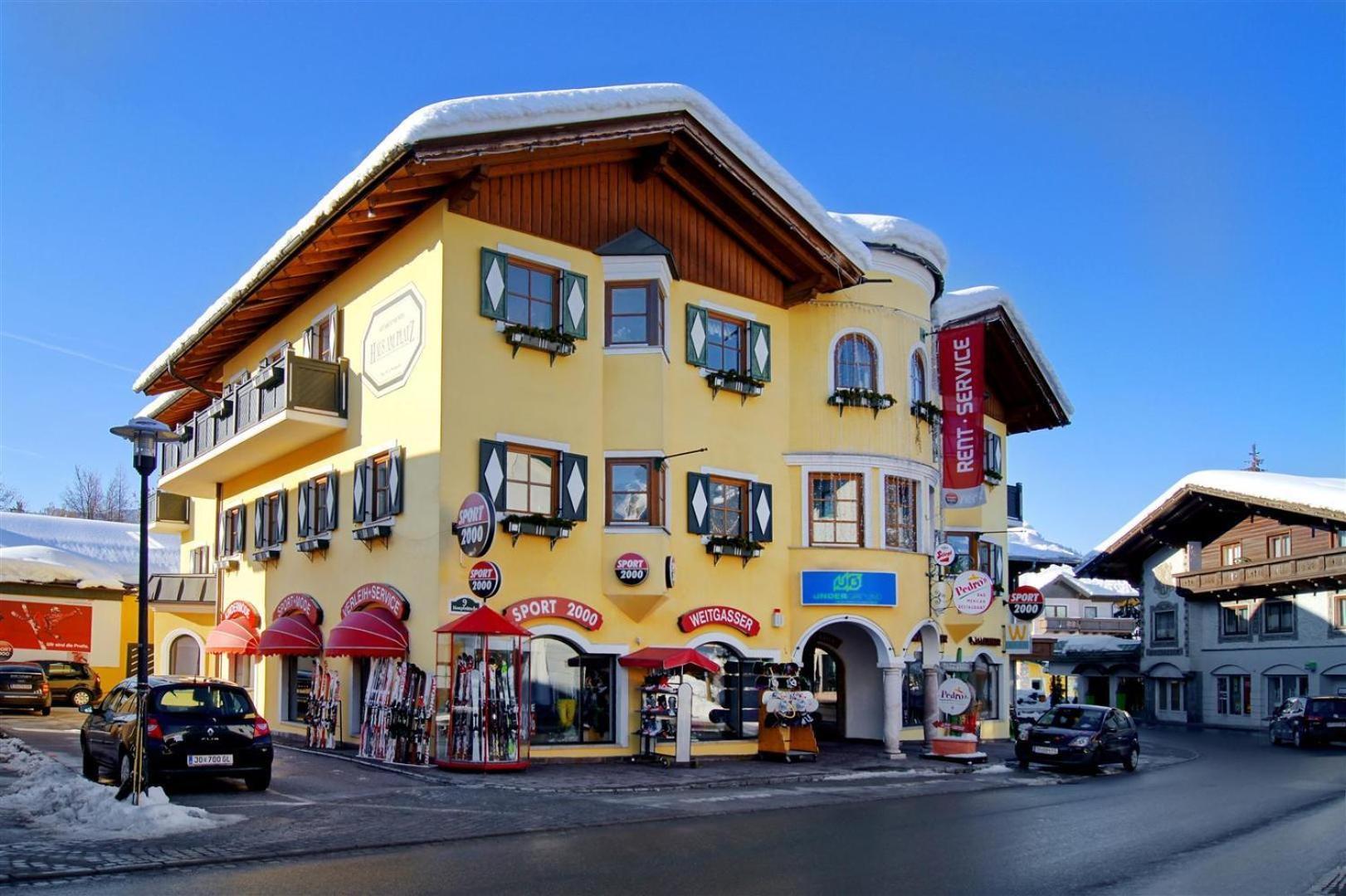 Haus Am Platz - Weitgasser Altenmarkt im Pongau Eksteriør billede