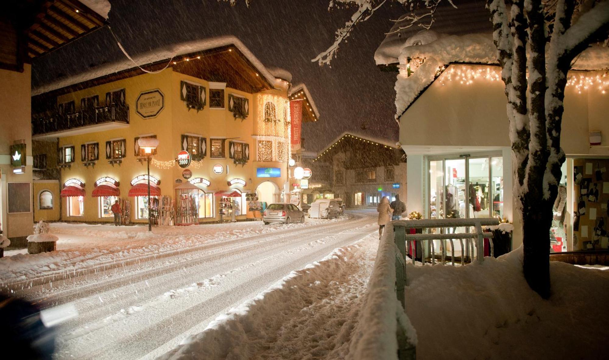 Haus Am Platz - Weitgasser Altenmarkt im Pongau Eksteriør billede