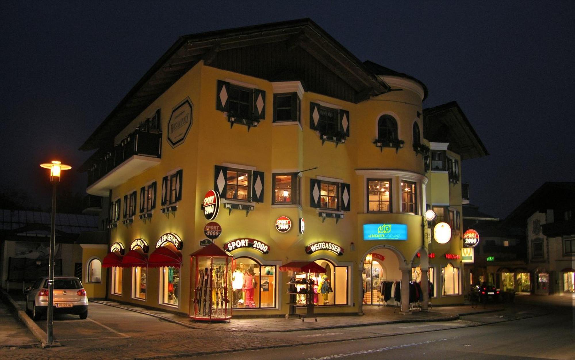 Haus Am Platz - Weitgasser Altenmarkt im Pongau Eksteriør billede