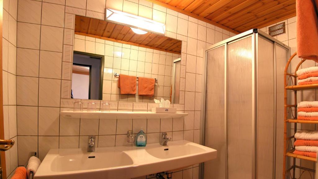 Haus Am Platz - Weitgasser Altenmarkt im Pongau Værelse billede