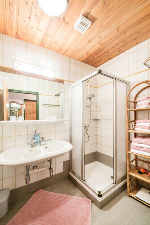 Haus Am Platz - Weitgasser Altenmarkt im Pongau Eksteriør billede
