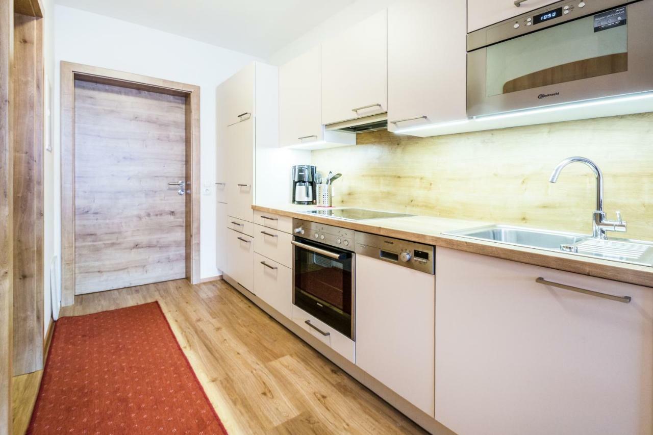 Haus Am Platz - Weitgasser Altenmarkt im Pongau Eksteriør billede