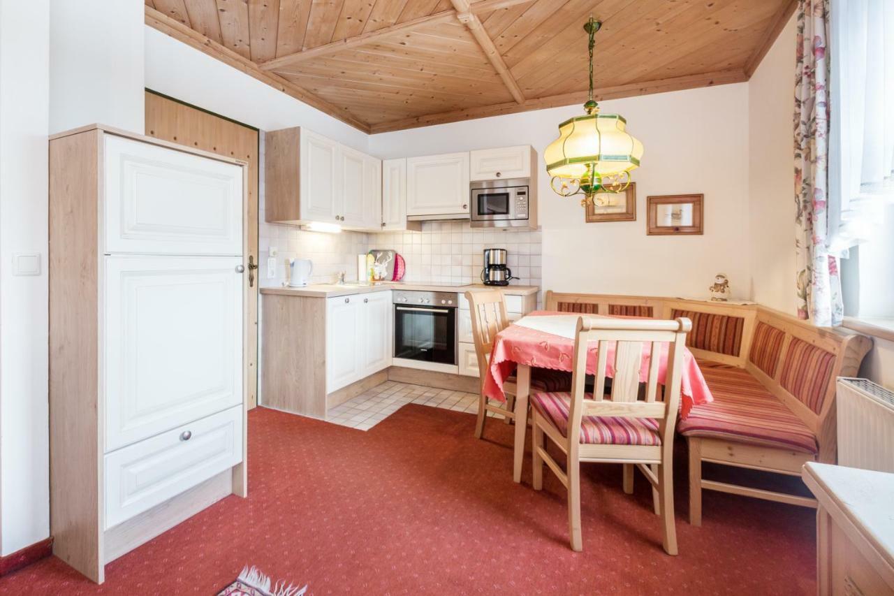 Haus Am Platz - Weitgasser Altenmarkt im Pongau Eksteriør billede