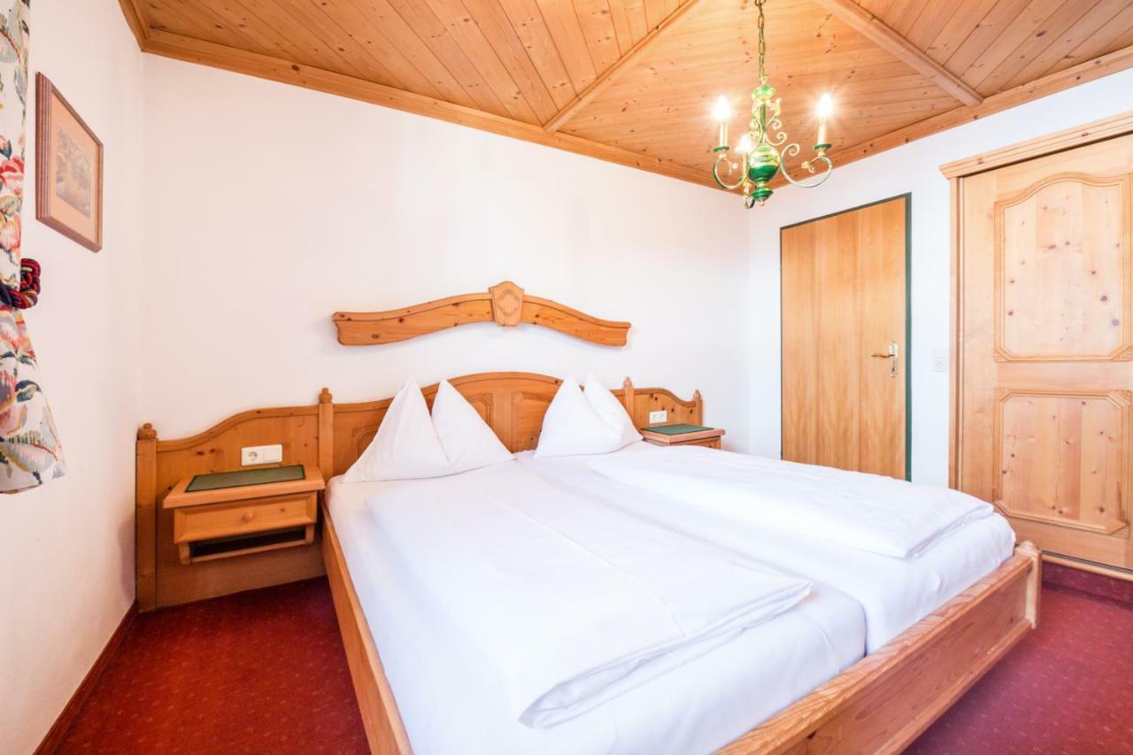 Haus Am Platz - Weitgasser Altenmarkt im Pongau Eksteriør billede