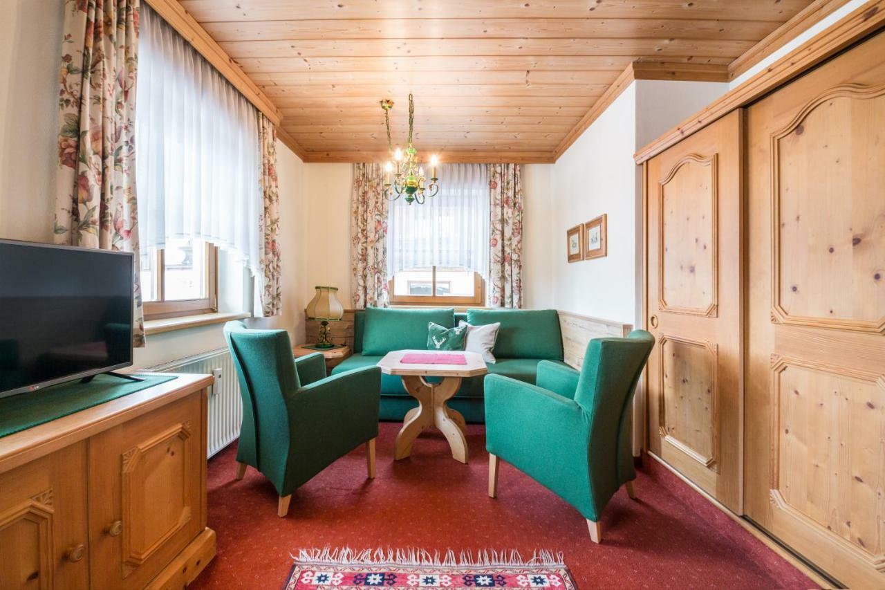 Haus Am Platz - Weitgasser Altenmarkt im Pongau Eksteriør billede